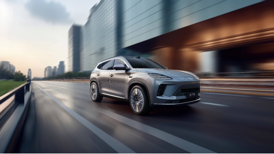 撕下高阶智驾的昂贵标签，星途ET5带来教科书式的“科技平权”