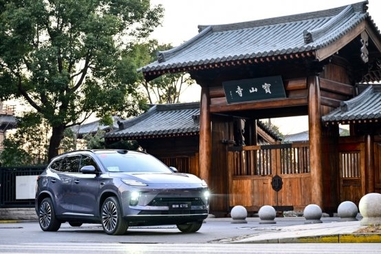 星途ET5用大师底盘，将漫长返程变为舒享旅程