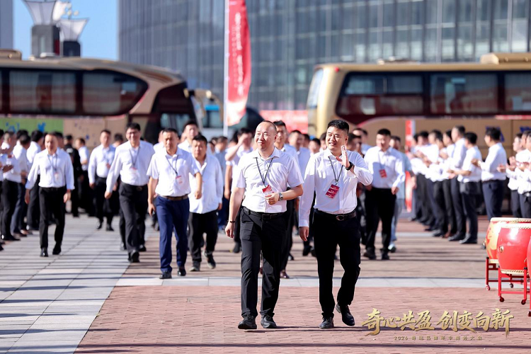 风云A9/QQ3双爆款领衔，奇瑞年中商务大会秀转型决胜底气